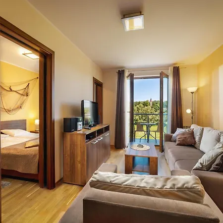 Rozewie Ястшембя-Гура